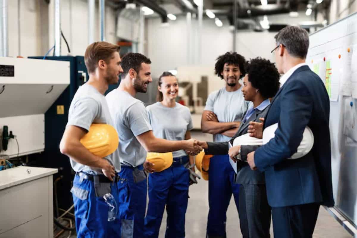 Blue Collar Jobs: Definition, Best Careers & How To Get One