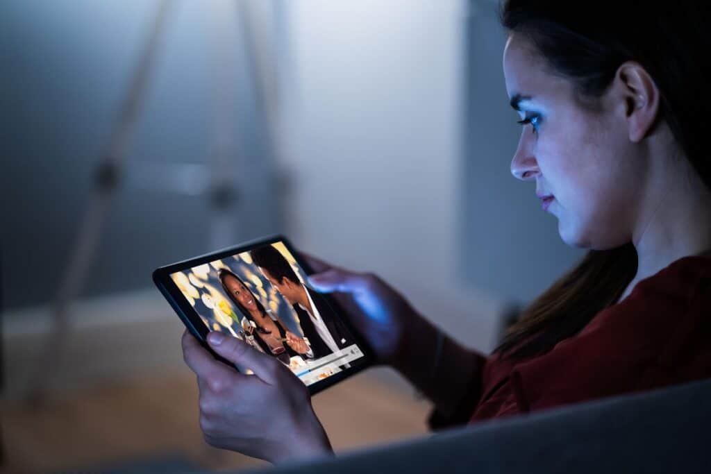 Watching tv video on laptop online
