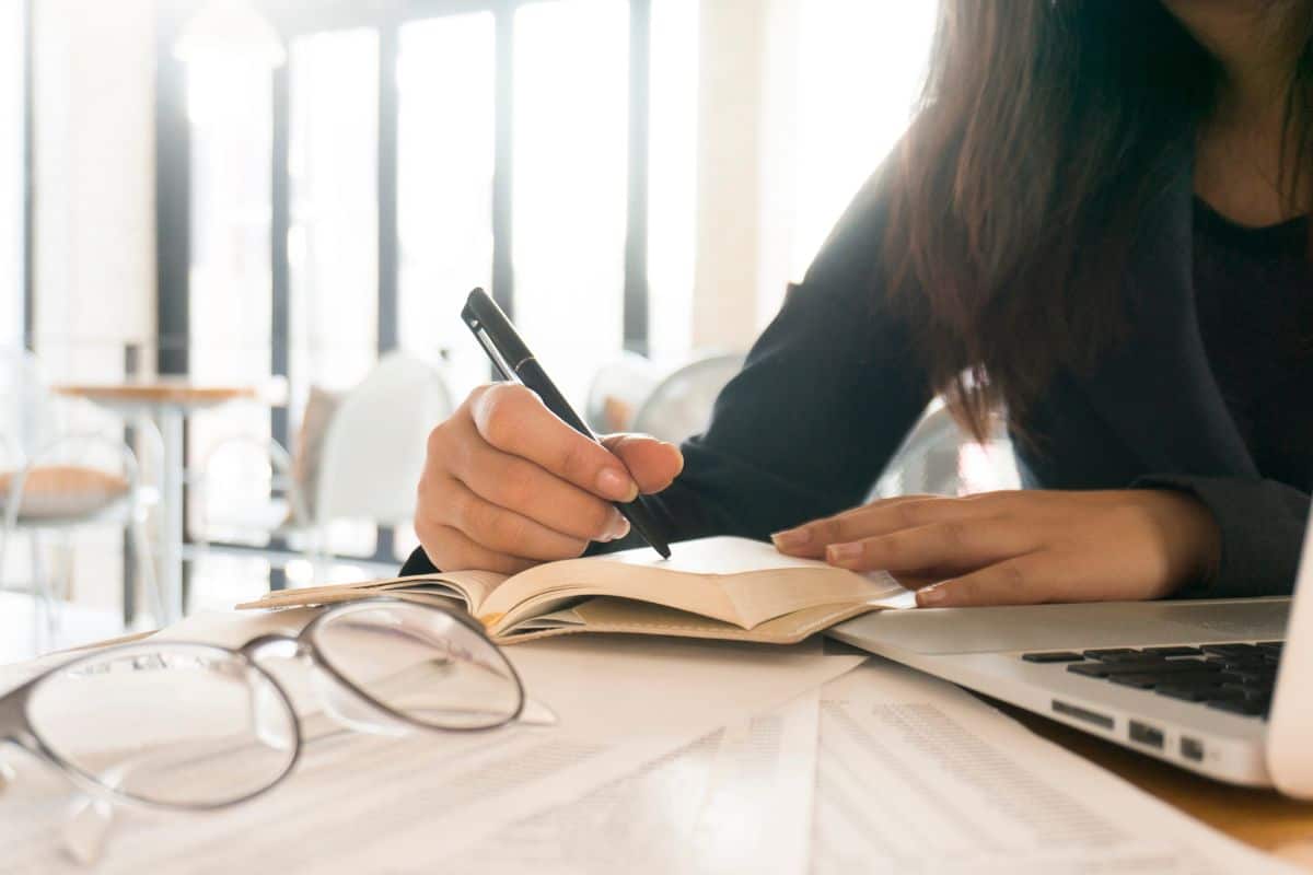 Business people meeting design ideas