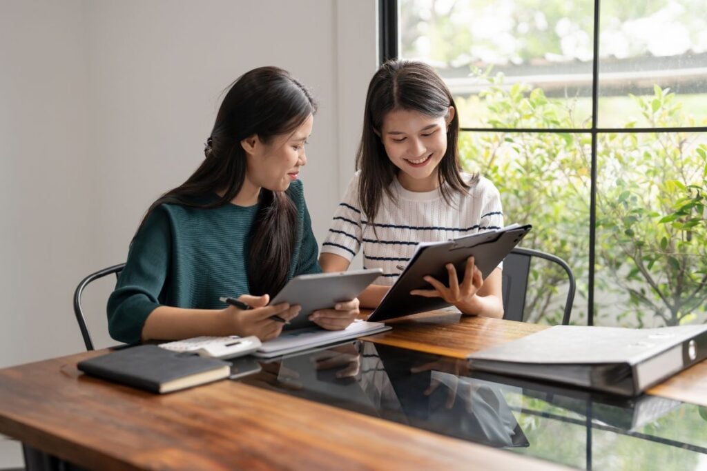 Asian business woman meeting design ideas professional investor