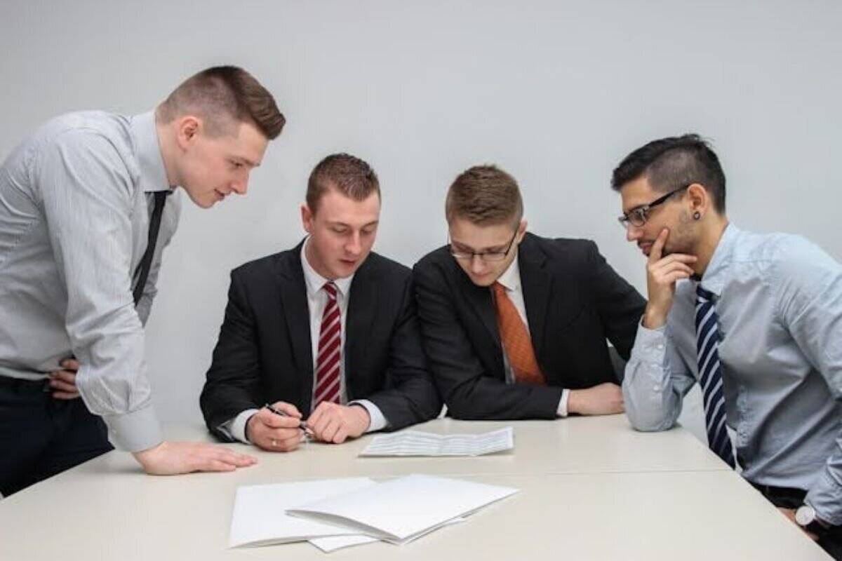 Come entrare nella consulenza: Passi, competenze e suggerimenti
