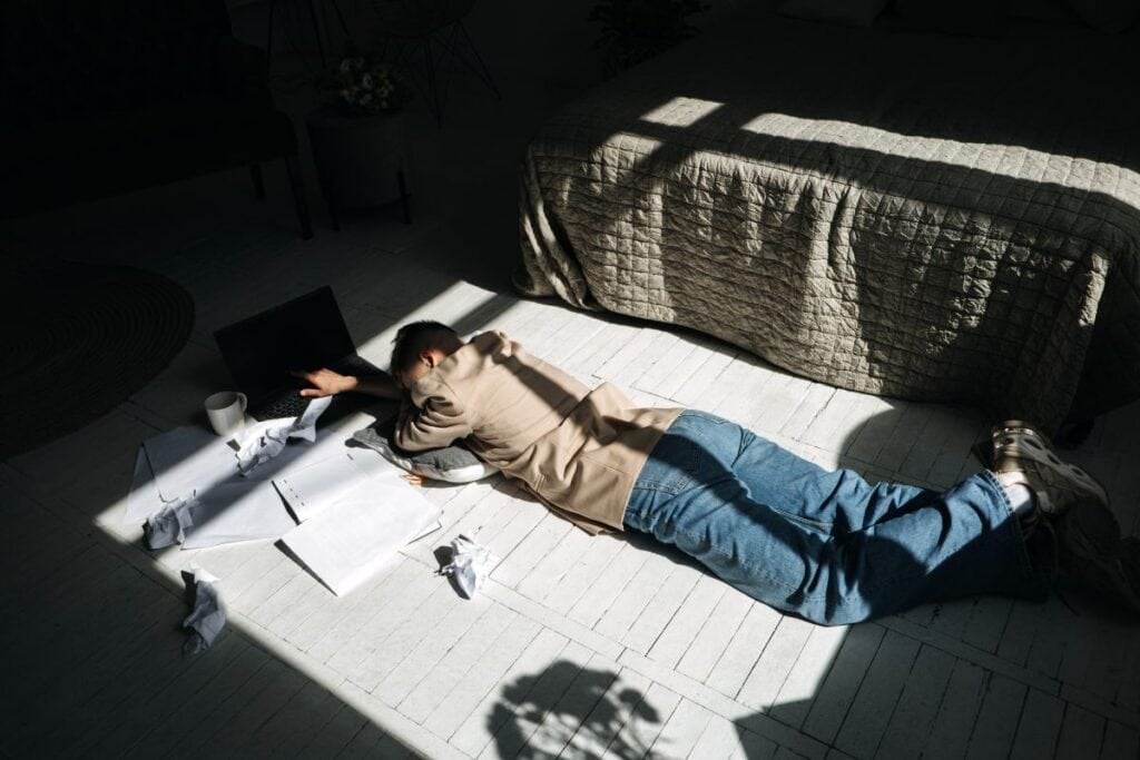 Burnout procrastination emotional problems
