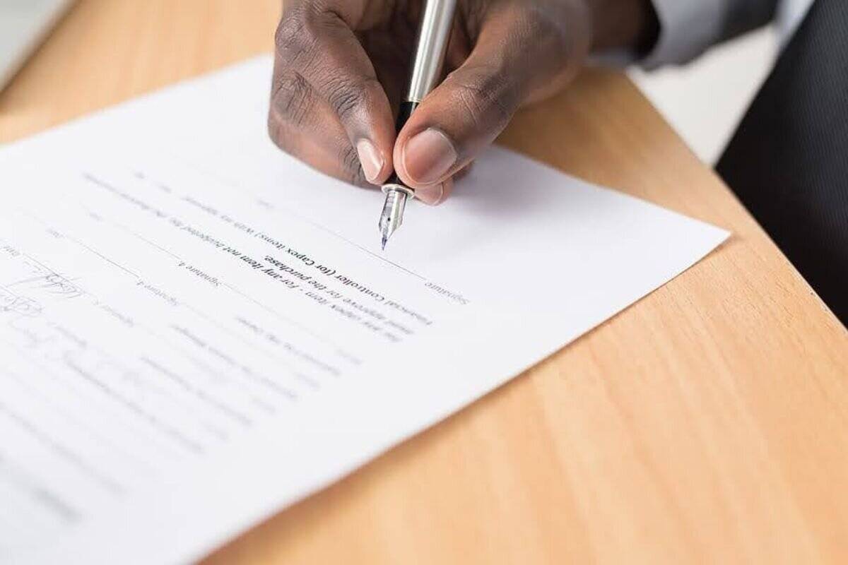 Hvordan avslutte et brev på riktig måte: Tips og eksempler