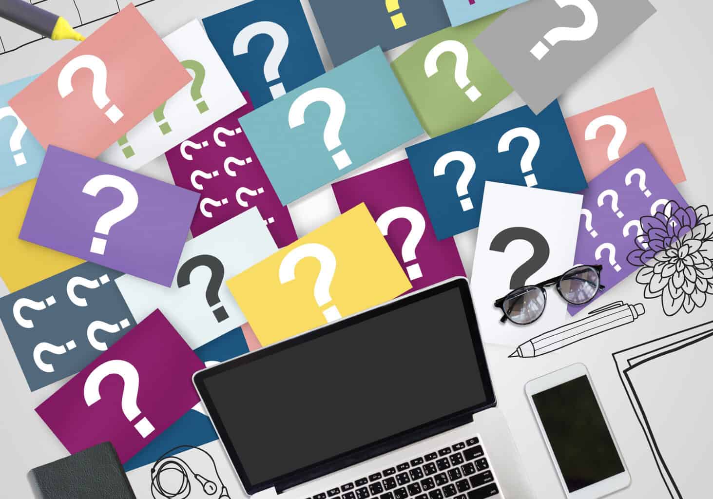 クエスチョンマークが好奇心を煽り、謎解きパズルのコンセプトを混乱させる