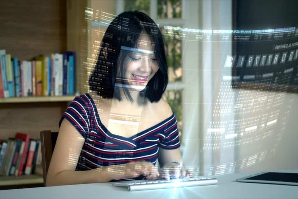 Entendendo e evitando os falsos positivos da detecção de IA 4 Digital composite image of smiling young woman