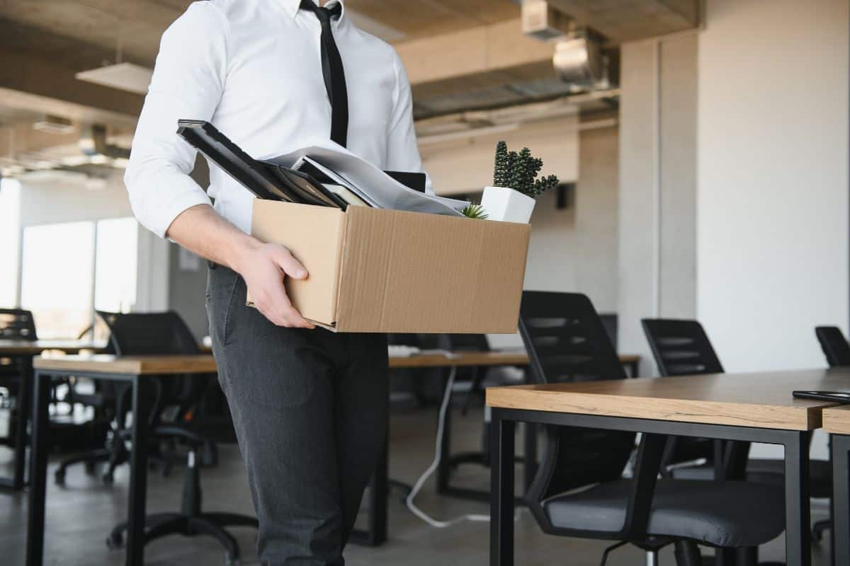 How to Answer “Why Are You Leaving Your Current Job”: Best Options