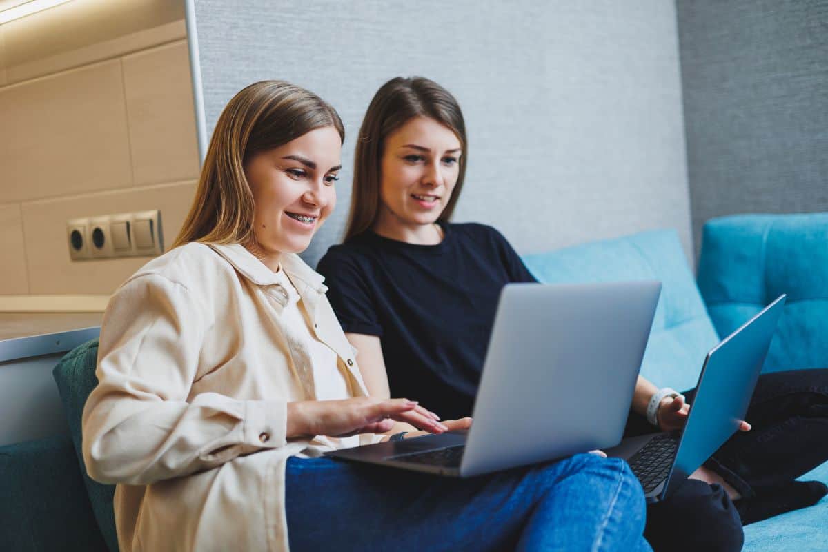 Análise do DeepAI: Como usar, recursos, preços e alternativas
