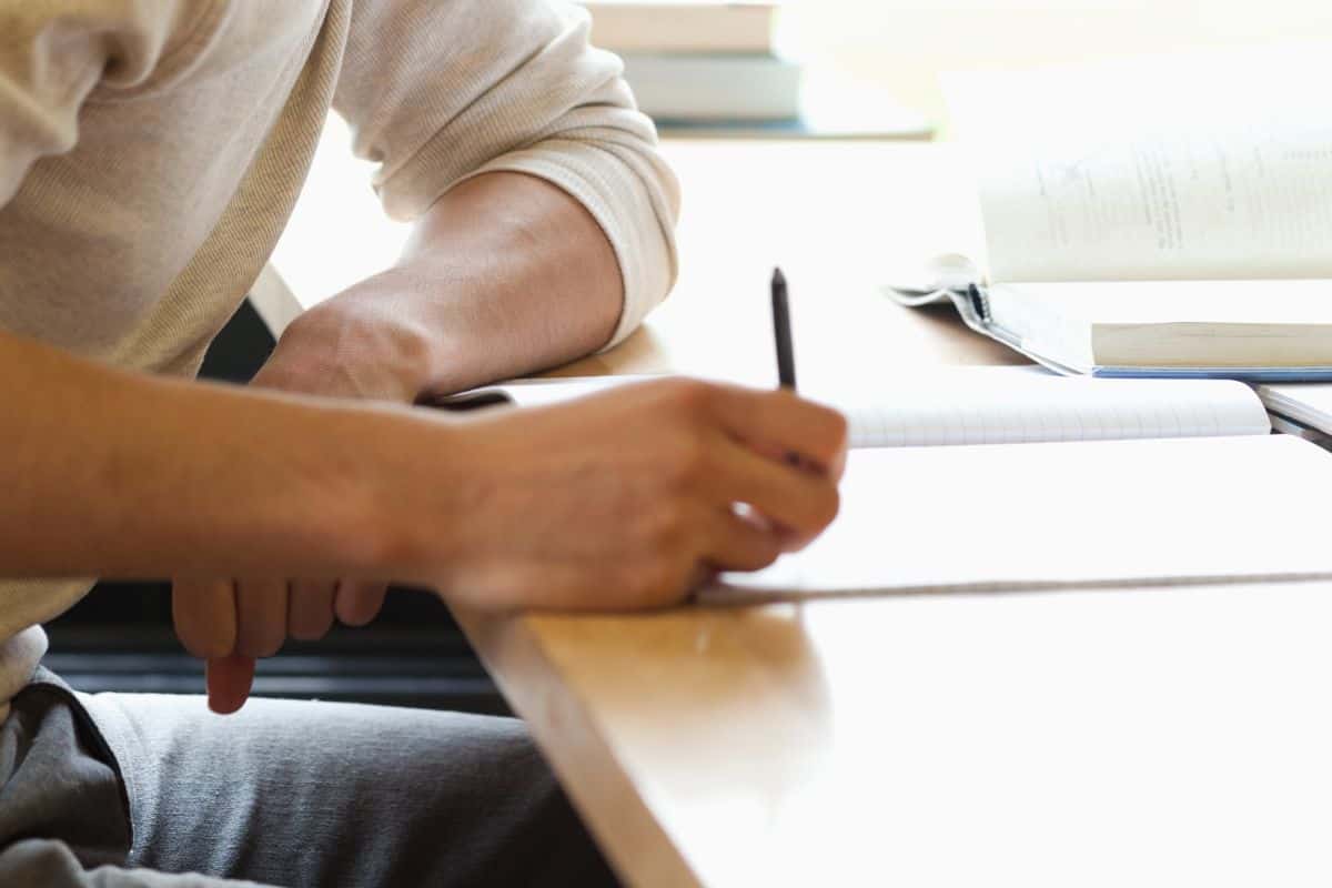 How to Use a Semicolon: Rules, Tips & Examples