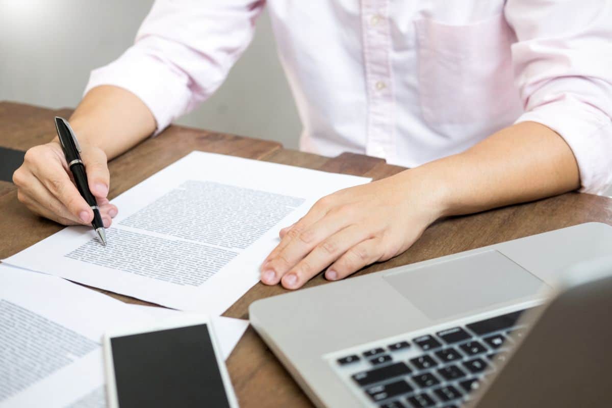 Copy Editing vs. Proofreading: What’s the Difference?