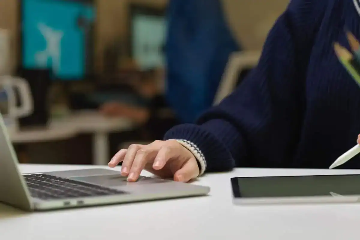 Does SafeAssign Detect AI? What Blackboard Users Need to Know