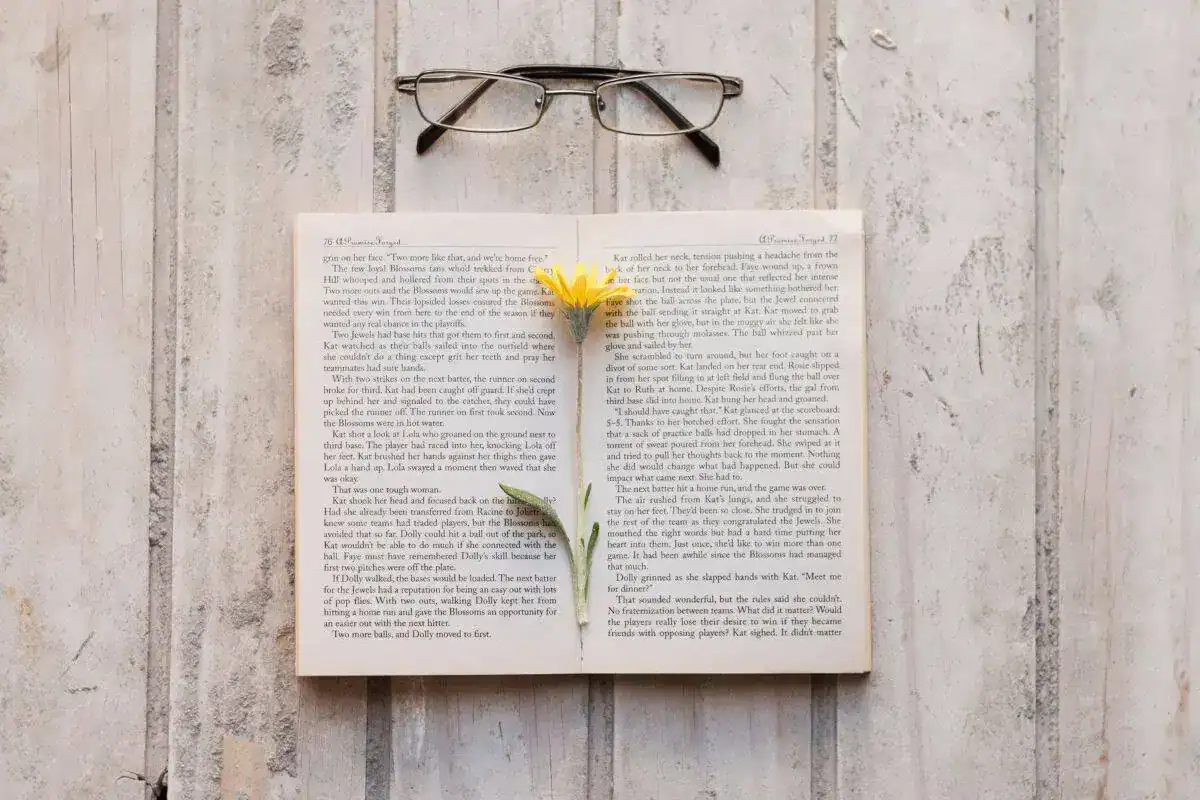 Como citar um livro: 3 métodos simples com exemplos