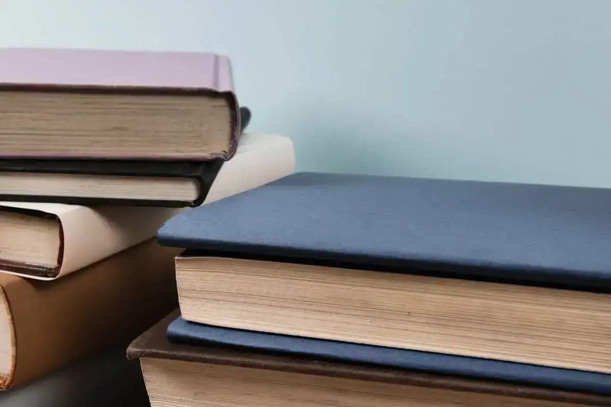 How to Title a Book: A Step-by-Step Guide