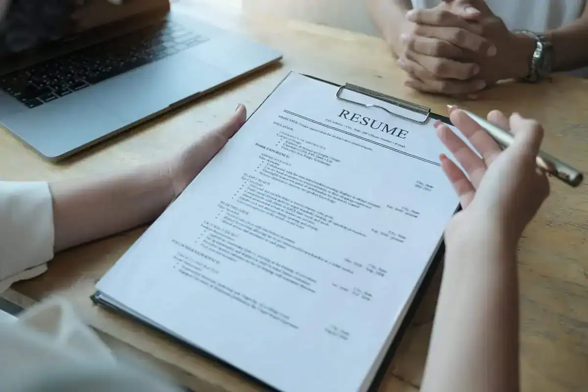 Comment rédiger un bon CV (même sans expérience !)