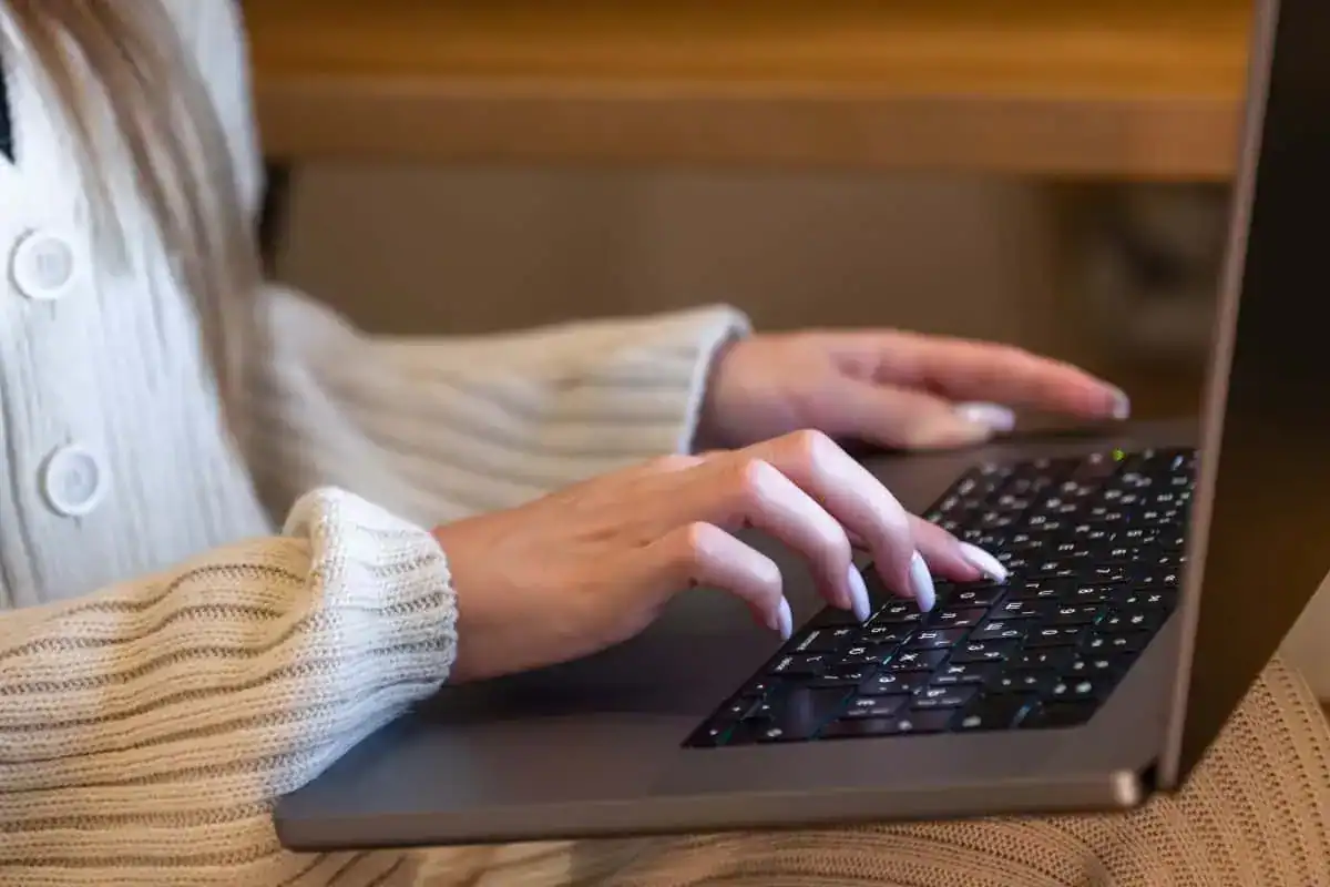 Como pedir um aumento por e-mail (modelos incluídos)