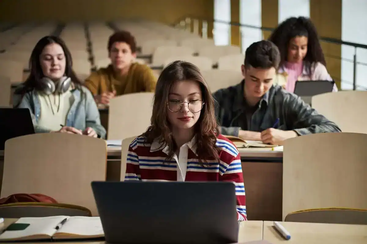 StudyMonkey Review: What Students Should Know Before Using It