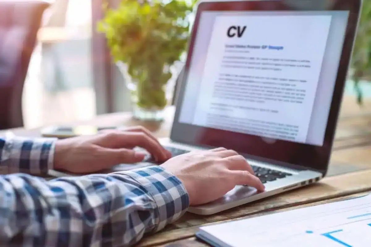How to Use ChatGPT for Resume Writing