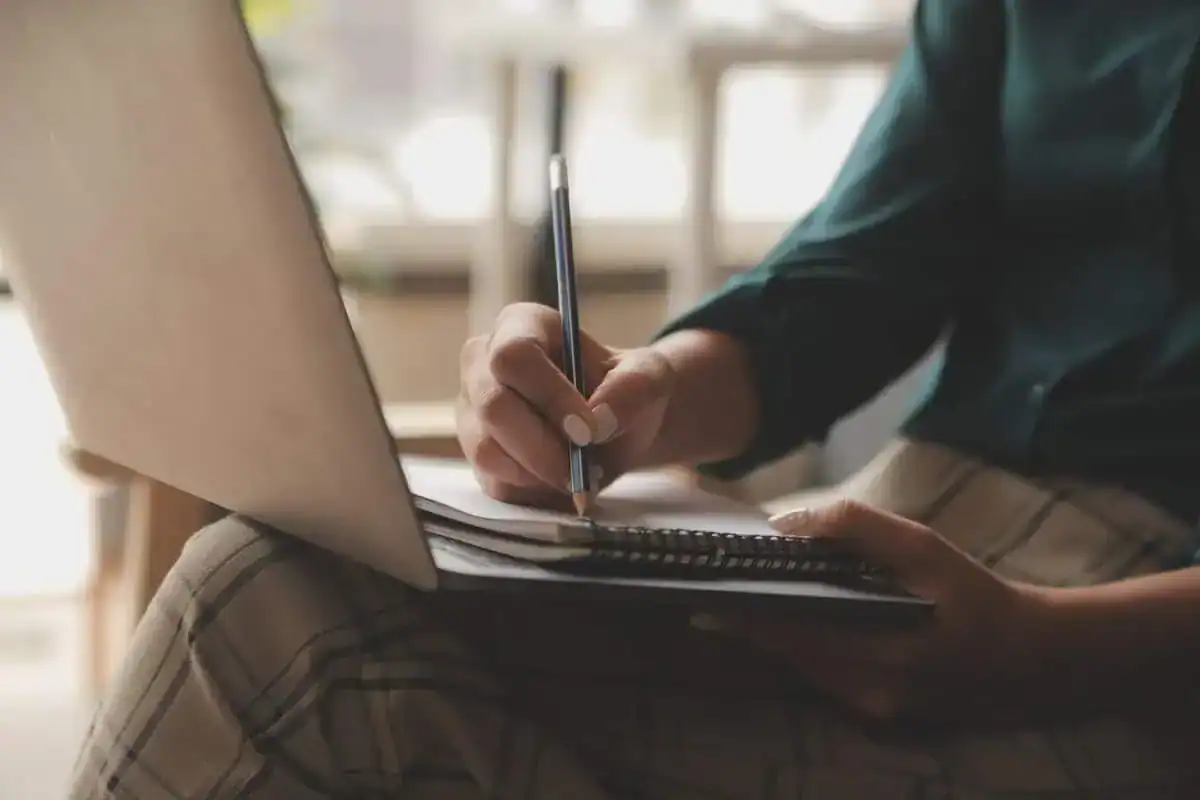 Avis sur NeuronWriter : ce que les rédacteurs et les spécialistes du marketing doivent savoir