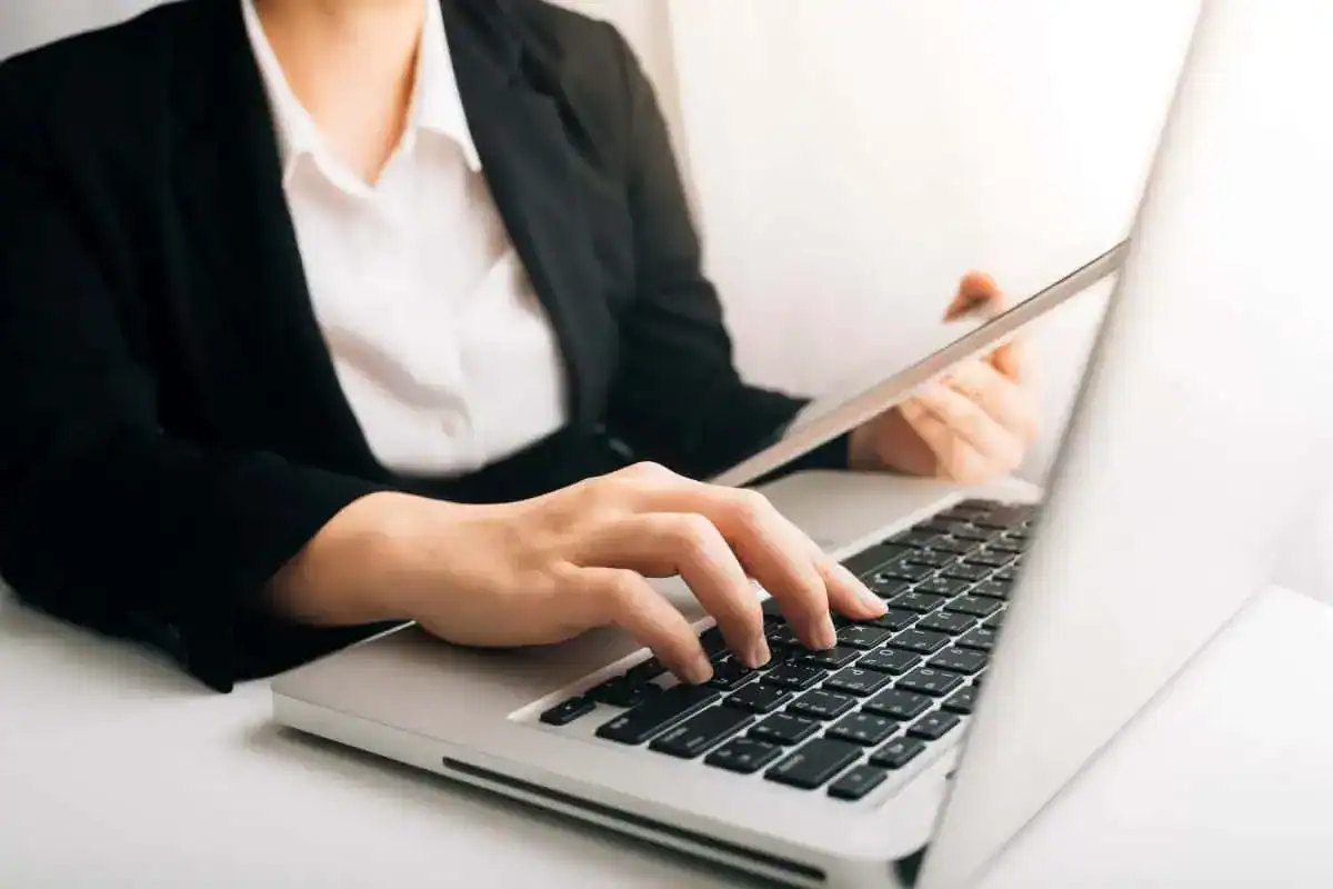 Comment utiliser la méthode STAR dans votre CV (avec exemples) 