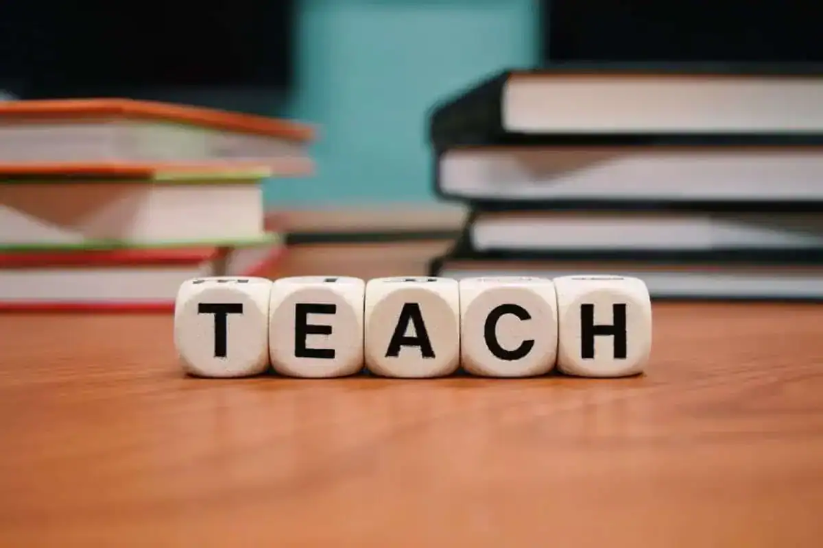 Teacher Cover Letter: Samples and Tips
