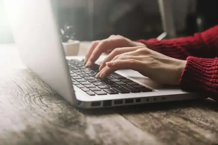 Come scrivere un'idea per un saggio: Consigli pratici ed esempi