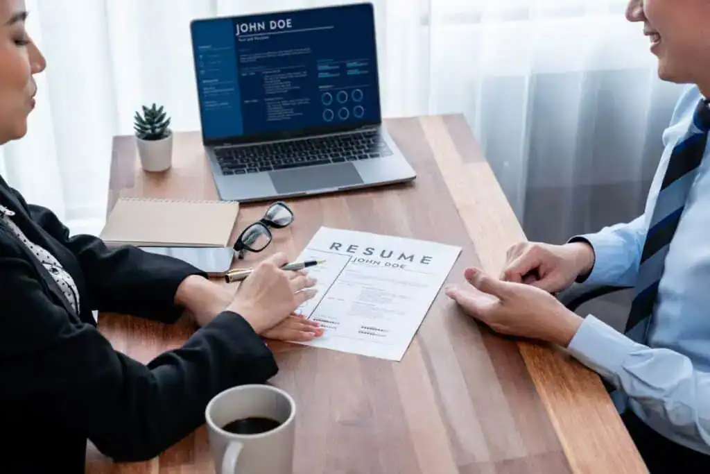 Conversational job interview between interviewer and candidate