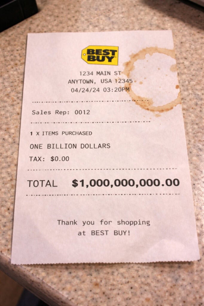 Ich habe 5 AI-Bilddetektoren getestet. Dies sind die besten im Jahr 2026: 5 Ein Bild, das eine scheinbar befleckte Quittung zeigt